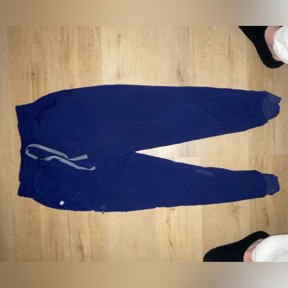 Navy blue jogger style Figs